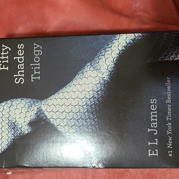 Fifty Shades Of Grey Book Series - Picture 7 of 16
